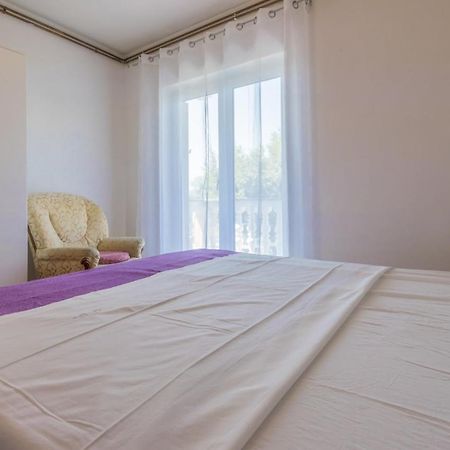 Leonarda Apartment ยาดราโนโว ภายนอก รูปภาพ