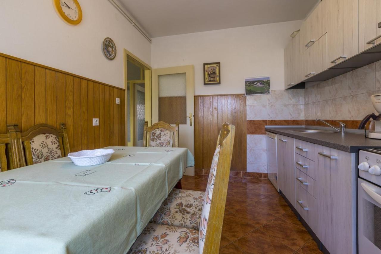 Leonarda Apartment ยาดราโนโว ภายนอก รูปภาพ