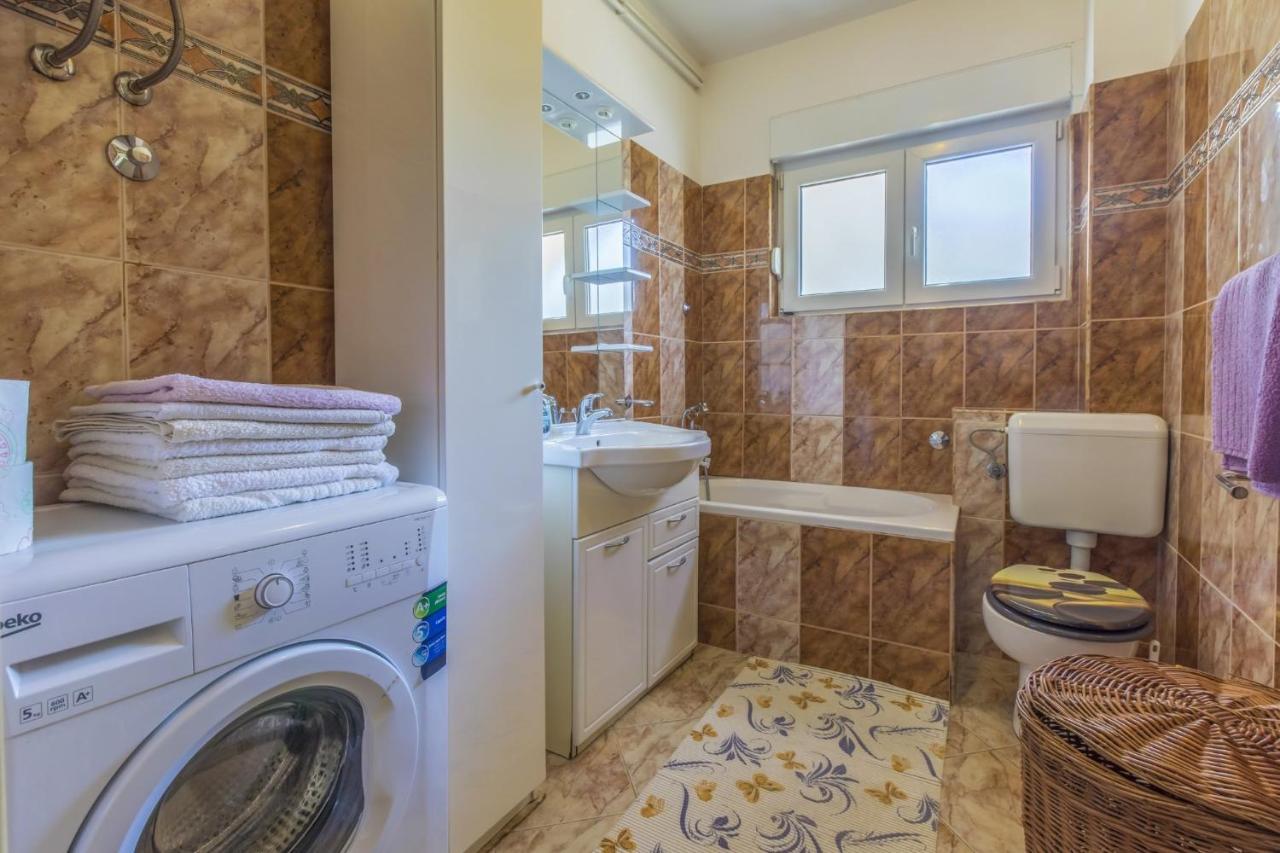 Leonarda Apartment ยาดราโนโว ภายนอก รูปภาพ