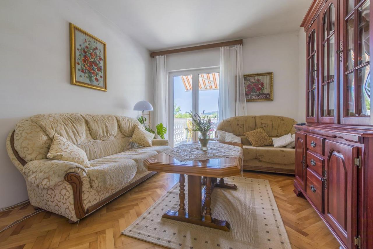 Leonarda Apartment ยาดราโนโว ภายนอก รูปภาพ