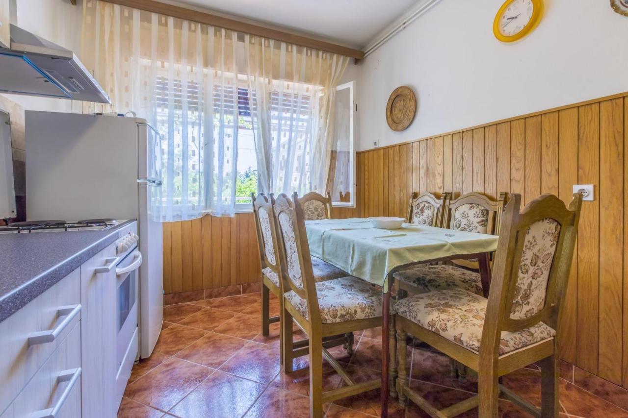Leonarda Apartment ยาดราโนโว ภายนอก รูปภาพ