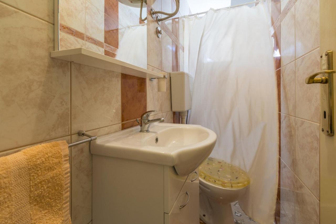 Leonarda Apartment ยาดราโนโว ภายนอก รูปภาพ